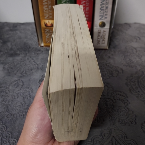 👑🗡 A Song of Ice and Fire Game of Thrones 5 book set Good/Great condition - Picture 3 of 11